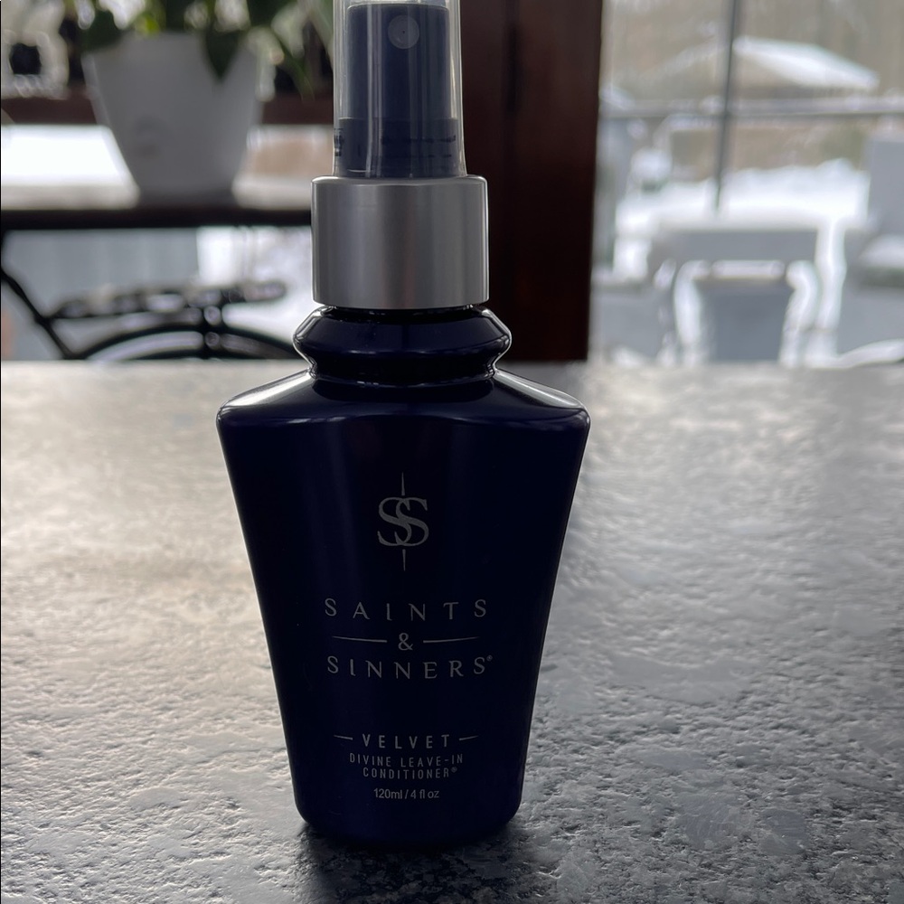 Saints & Sinners Velvet Divine Leave In Conditioner great hair + smells so good!